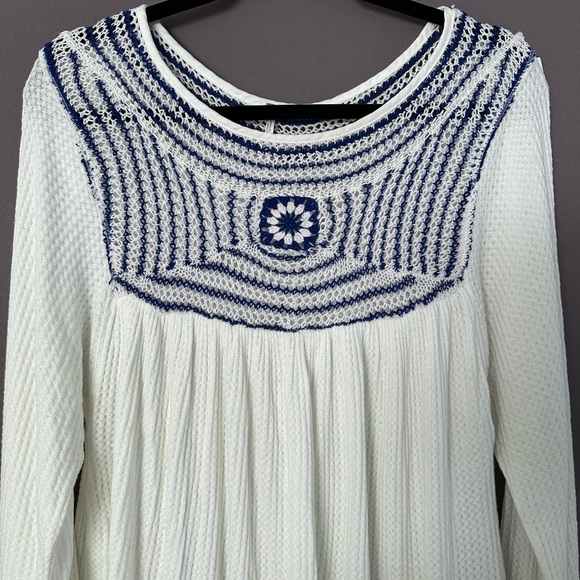 Free People summer top/beach cover up - Picture 3 of 6